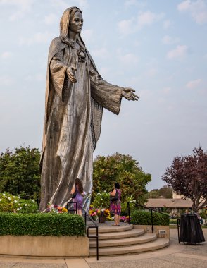 Our Lady barış
