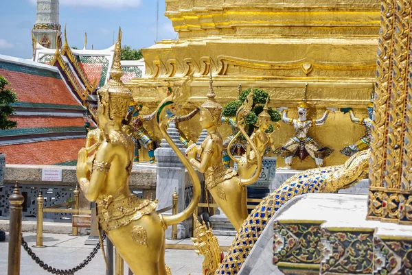 Guardiani del Tempio Thai — Foto Stock