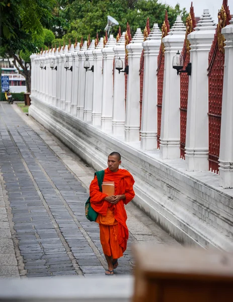 Monjes budistas en el Palacio — Foto de Stock