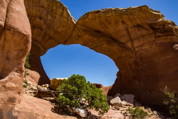 Trasiga Arch i Utah — Stockfoto