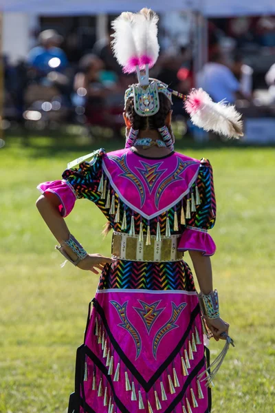 Native Amerikaans danser — Stok fotoğraf