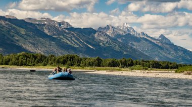 Yılan Nehri Rafting