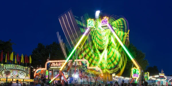 A Night on the Midway — Stock Photo, Image