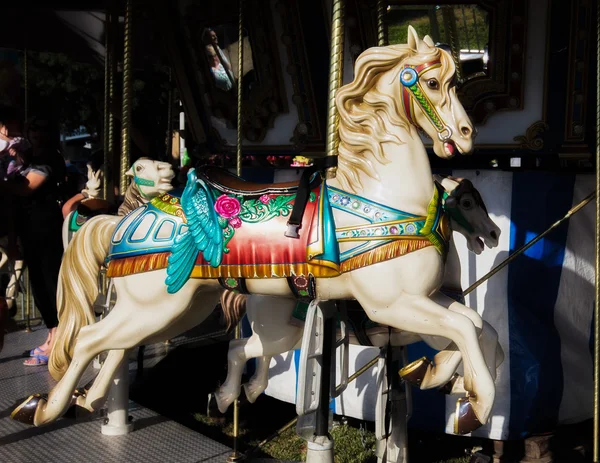 Carrusel Caballo en la Feria —  Fotos de Stock