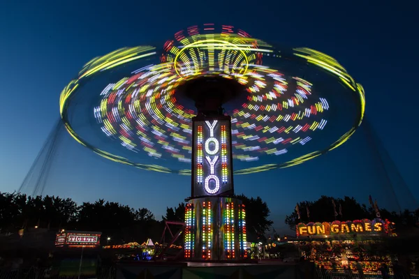 Yoyo en el Carnaval —  Fotos de Stock