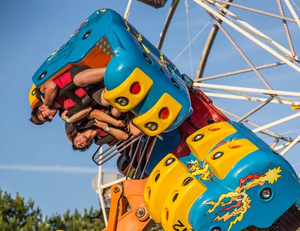 La tête en bas à la foire — Photo