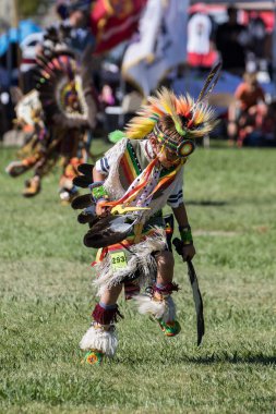 Kızılderili Pow-Wow dansçı
