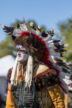 Kızılderili Pow-Wow dansçı