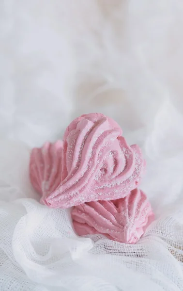 Luft doftande hallon marshmallows på apple och Hallonmos färsk — Stockfoto