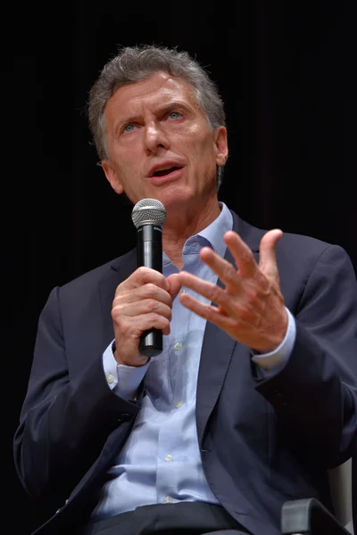 Mauricio Macri habla durante una conferencia de prensa — Foto de Stock