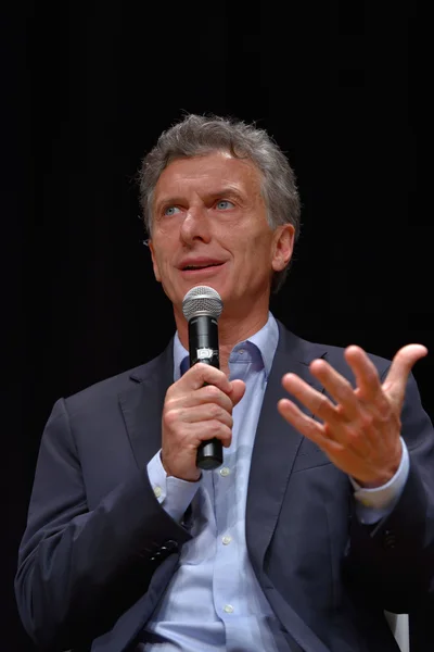 Mauricio Macri habla durante una conferencia de prensa — Foto de Stock