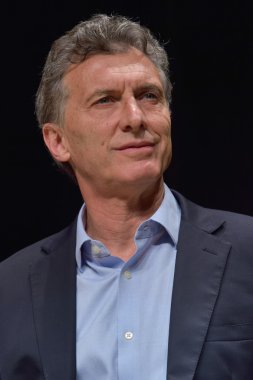 Mauricio Macri bir basın toplantısı sırasında