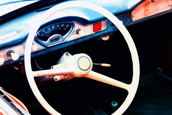 Close-up de detalhes da roda de carro antigo — Fotografia de Stock