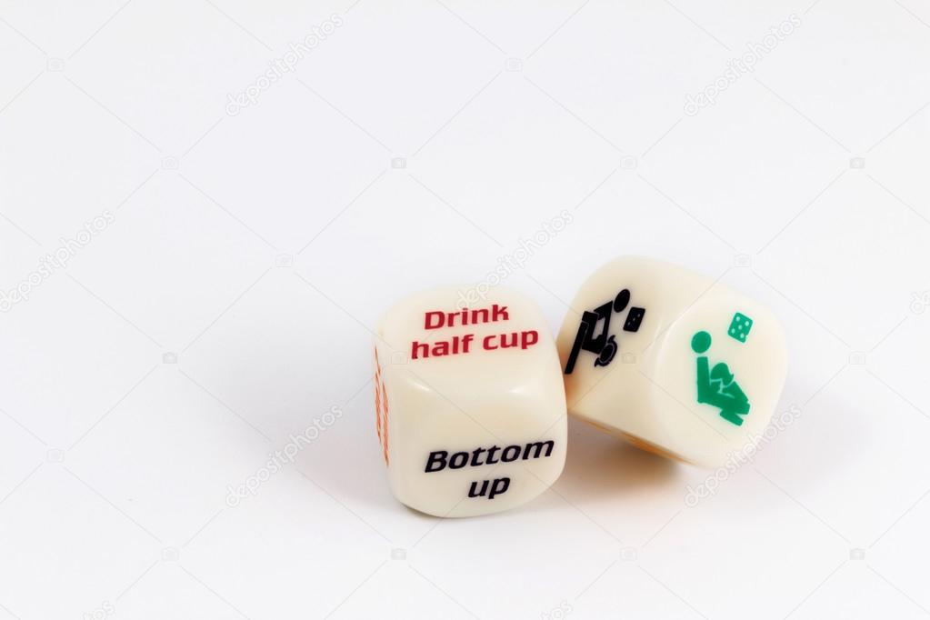 играют в кости порно позировали