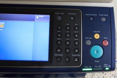 Multi fonksiyon yazıcı ofiste.