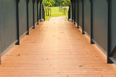 Köprüyü geçtikten genel Park'ta Close-up.