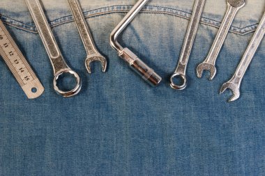 Denim işçi anahtarı araçları.