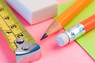 Kalem, kağıt ve bant Not ölçme.