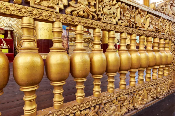 과거 미얀마 왕의 궁전. 캄바우자트하르디 황금 궁전. 캄보자 타디 팰리스, 미얀마 바고의 칸바우자티 팰리스. — 스톡 사진