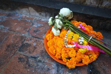 Flower çelenk bir tapınak