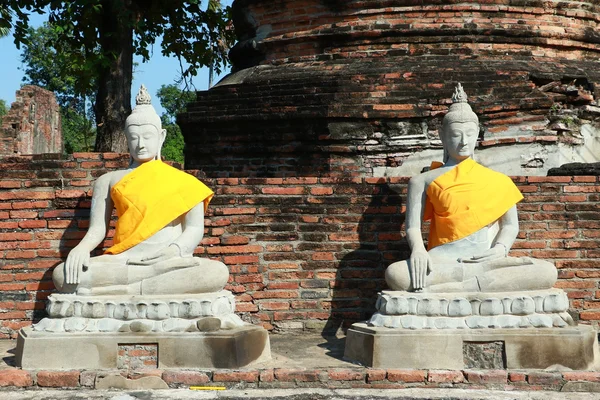 Cast stone Buddha statue of Wat Yai Chai Mongkhon in Ayutthaya, Thailand — Stockfoto