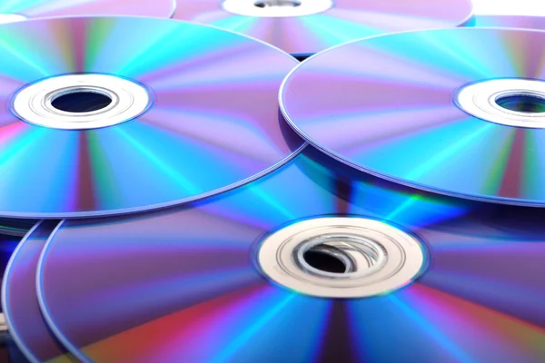 CD preto, disco de DVD close-up isolado em fundo branco — Fotografia de Stock