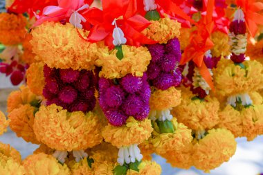 Flower çelenk bir tapınak