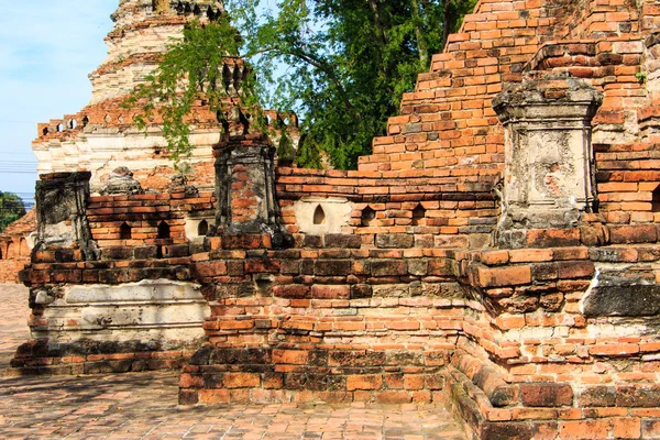 Stupas pagoda, pagoda Wat Worachet Tapınağı, antik Siam medeniyet Buda heykeli