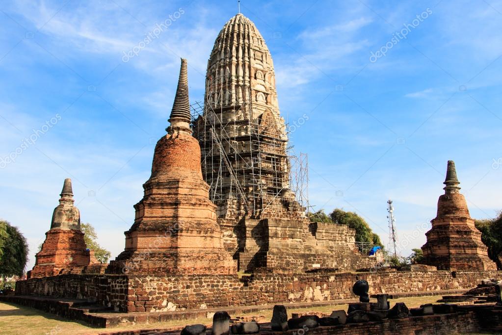 the pagoda was closed