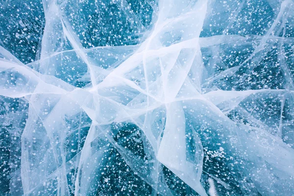 Gelo e rachaduras na superfície do Lago Baikal — Fotografia de Stock