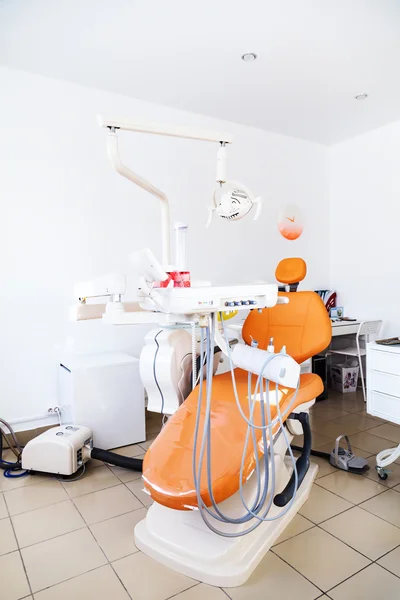 Апельсиновое Кафедра в стоматологической клинике . — стоковое фото