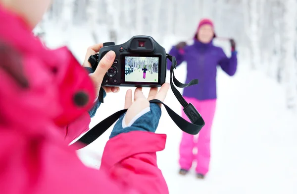 Photographed in the park. The screen camera with image — Stock Photo, Image