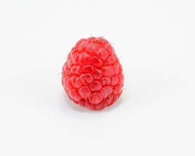 Kırmızı olgun ahududu meyve