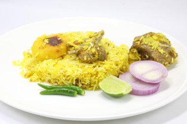 Koyun eti kacchi biryani