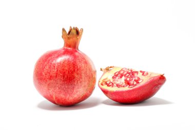 Nar kırmızı meyve