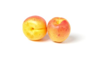 Tatlı kayısı meyve 