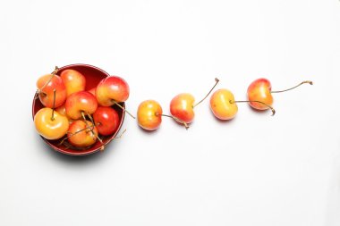 Kırmızı Sarı kiraz meyve