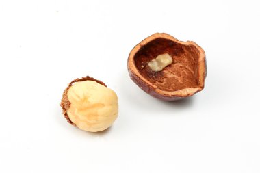 Macadamia nut ve kabuk