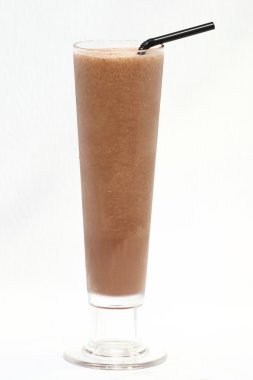 Çikolatalı Milkshake uzun bardak