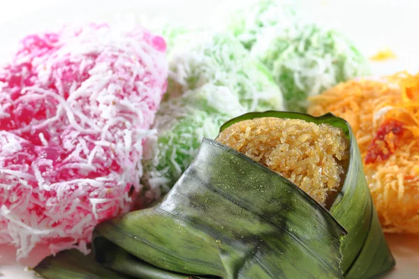 Surtido de Kuih malayo tradicional — Foto de Stock