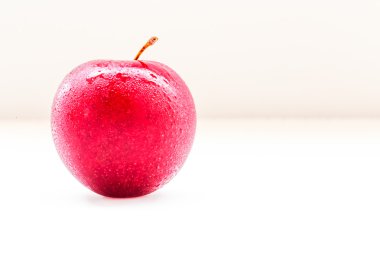 Olgun kırmızı Erik meyve