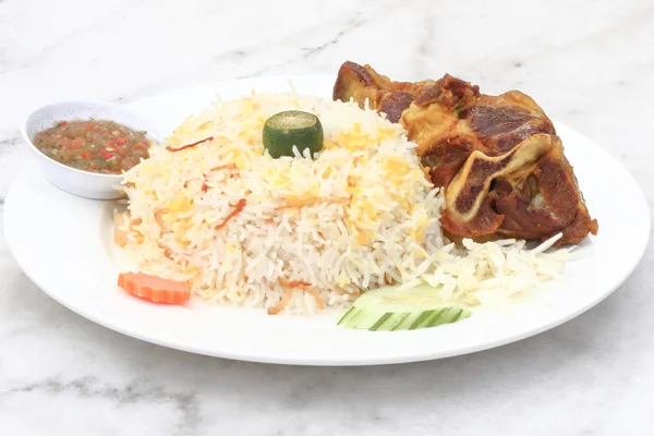 Mandi Cordero con arroz árabe — Foto de Stock