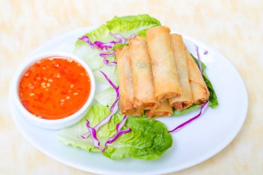 Derin kızarmış bahar rol