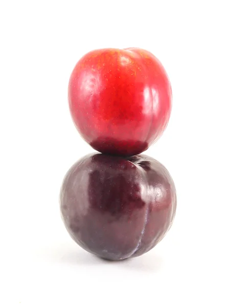 Fresh Ripe Red  Juicy Plum Stack — Stock Photo, Image