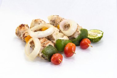 Izgara tavuk şiş kebap