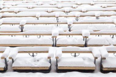 Kışın pek çok tezgah