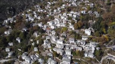 Pelion Dağı 'ndaki Makrinitsa köyü, Sonbahar, Hava manzarası, Magnesia, Teselya, Yunanistan