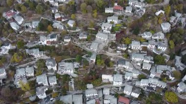 Pelion Dağı 'ndaki Makrinitsa köyü, Sonbahar, Hava manzarası, Magnesia, Teselya, Yunanistan