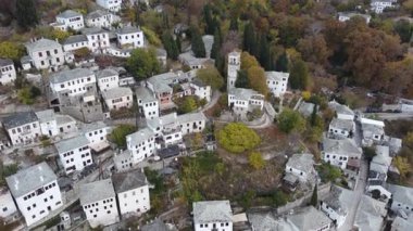 Pelion Dağı 'ndaki Makrinitsa köyü, Sonbahar, Hava manzarası, Magnesia, Teselya, Yunanistan
