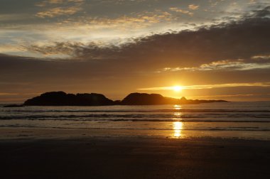 Günbatımı Pasifik Rim Milli Parkı'nda